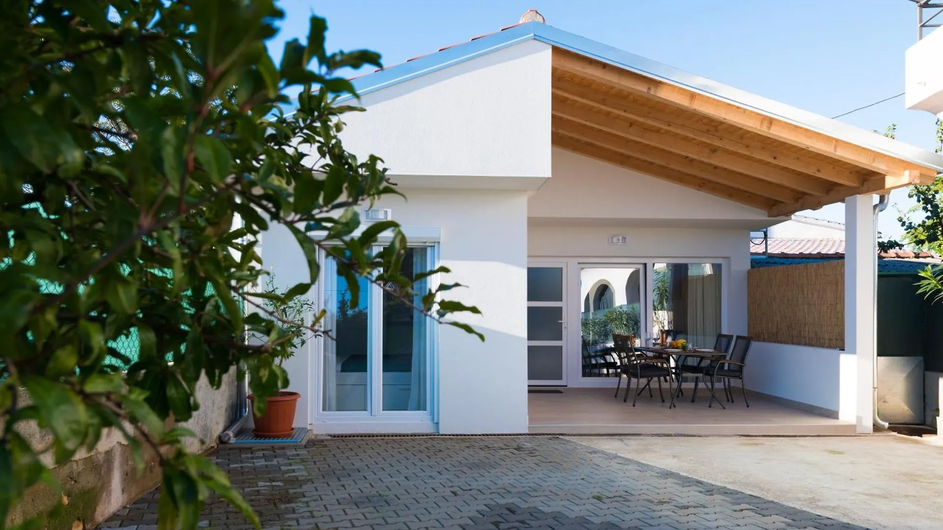 Apartment Bokanjac With Free Parking And Terrace Zadar